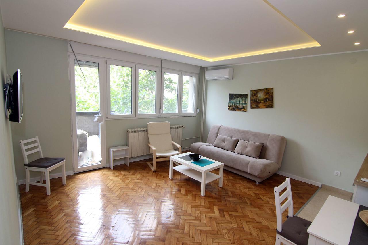 Apartmani 27 Belgrado Buitenkant foto