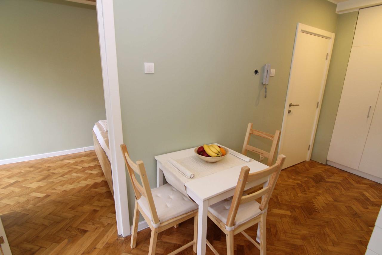 Apartmani 27 Belgrado Buitenkant foto